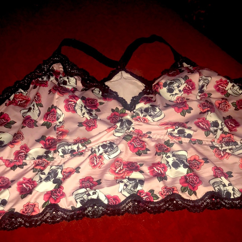 Torrid size 6 bralette,
